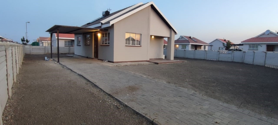 2 Bedroom Property for Sale in Freedom Park North West